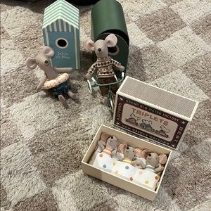 Maileg Mouse Triplets Set, tricycle set and beach cabin